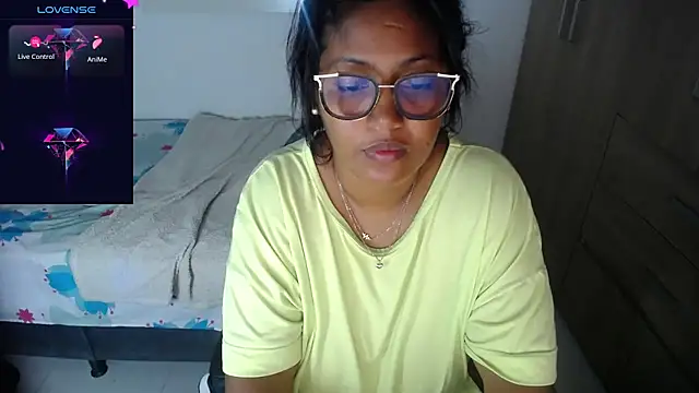 miajoseph  online show from 02-27-25, 05:07