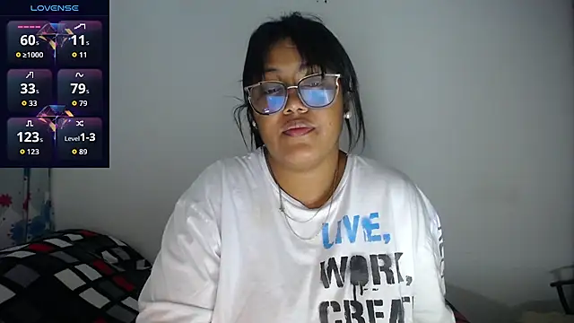 miajoseph  online show from 10-27-25, 02:23