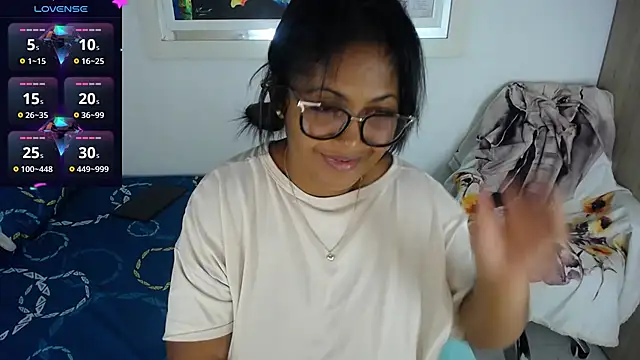 miajoseph  online show from 03-21-25, 04:28