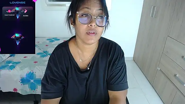 miajoseph  online show from 02-20-25, 05:12