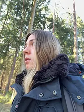 Snapshot of See_my_Boobs_ chatting on 03-19-25, 12:56 See my Boobs online show from 03-19-25, 12:56