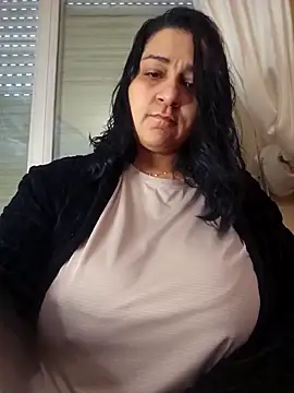 paulinaDiaz1 online show from 02-08-26, 03:21