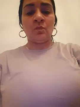 paulinaDiaz1 online show from 05-24-26, 08:09