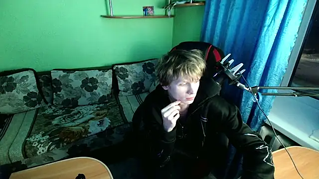 fameboyboo online show from 12-22-25, 06:08