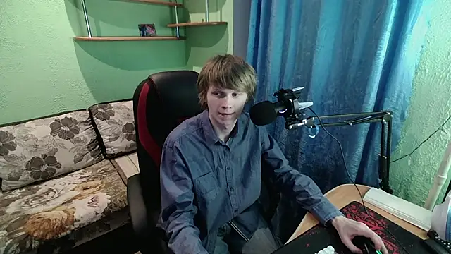 fameboyboo online show from 01-16-26, 05:06