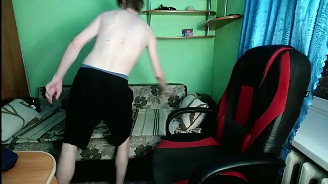 fameboyboo online show from 12-04-25, 06:18