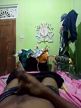 Snapshot of Cute_boleh chatting on 09-09-25, 05:00 Cute boleh online show from 09-09-25, 05:00