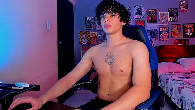 Snapshot of soy_ian_ chatting on 02-08-25, 05:08 soy ian online show from 02-08-25, 05:08