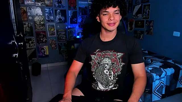 Snapshot of soy_ian_ chatting on 03-06-25, 12:43 soy ian online show from 03-06-25, 12:43