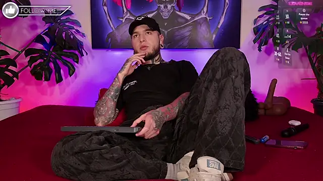 Im Bryan online show from 10-24-25, 01:26