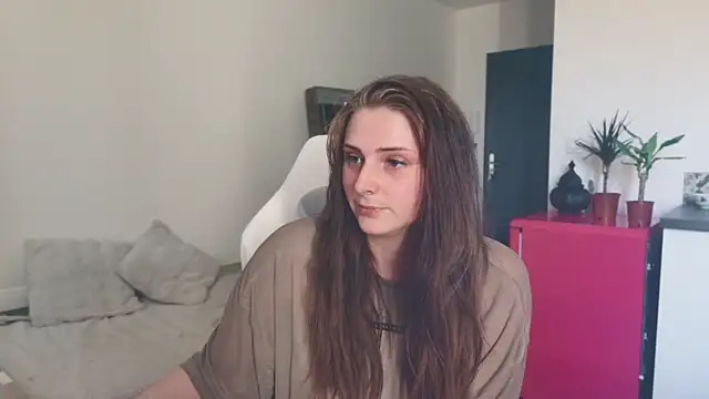 ce leste   online show from 03-19-26, 10:48