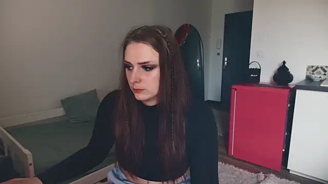 Snapshot of ce_leste__ chatting on 02-11-26, 01:33 ce leste online show from 02-11-26, 01:33