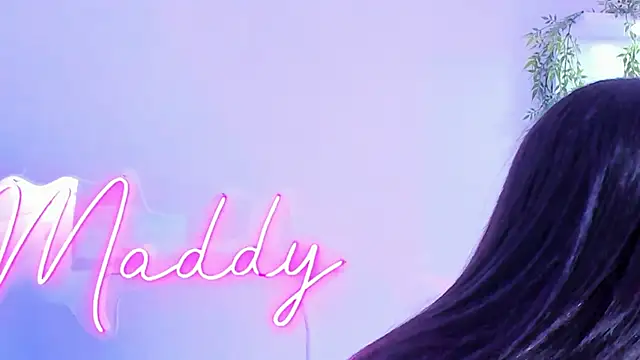 Snapshot of MaddyParisi chatting on 02-07-25, 03:34 MaddyParisi online show from 02-07-25, 03:34