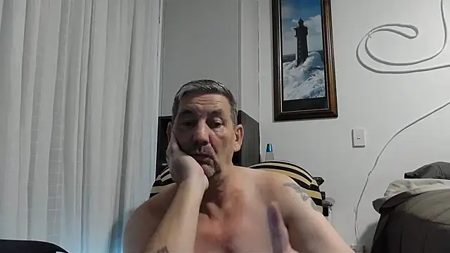 Snapshot of ChunkyMonkey007 chatting on 01-26-25, 02:35 ChunkyMonkey007 online show from 01-26-25, 02:35