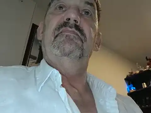 Snapshot of ChunkyMonkey007 chatting on 12-20-24, 06:40 ChunkyMonkey007 online show from 12-20-24, 06:40