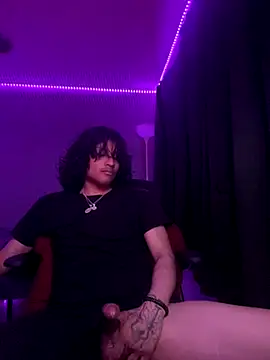 Snapshot of plutomf chatting on 09-21-25, 01:00 plutomf online show from 09-21-25, 01:00