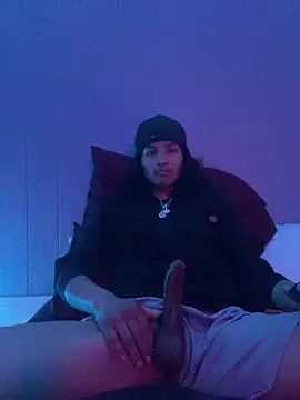 Snapshot of plutomf chatting on 11-27-25, 01:28 plutomf online show from 11-27-25, 01:28