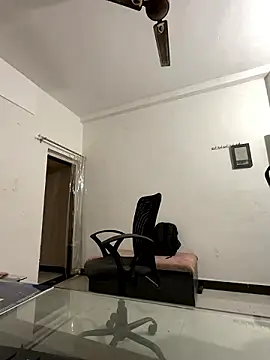 real meet girl finding in online show from 12-04-24, 10:51