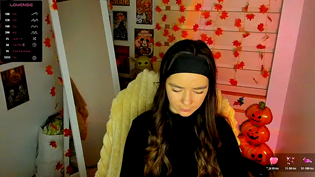 Bella XO online show from 11-15-25, 07:45