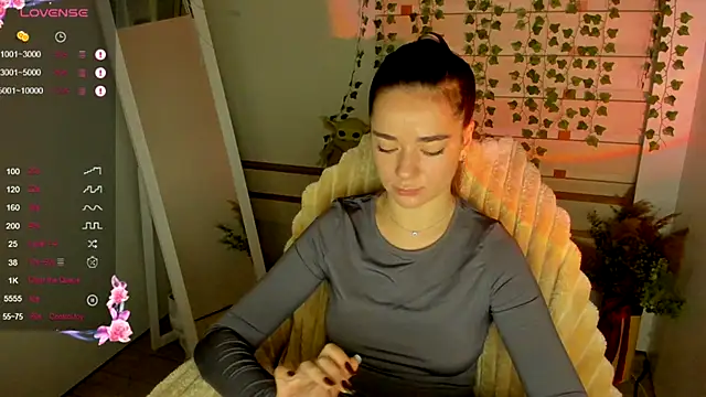 Bella XO online show from 09-19-25, 06:50