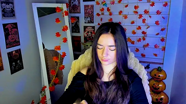 Bella XO online show from 11-23-25, 07:51