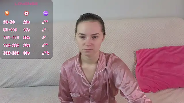 Snapshot of Ellie_Sunset chatting on 07-29-26, 08:35 Ellie Sunset online show from 07-29-26, 08:35