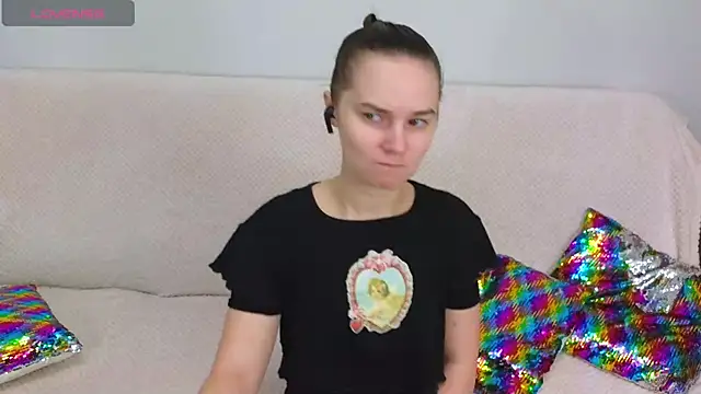 Ellie Sunset online show from 10-26-25, 09:42