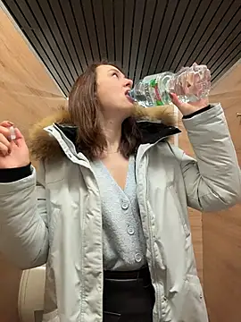 Dina Tease online show from 02-09-26, 12:03