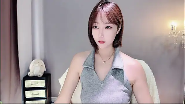 Snapshot of jingling666 chatting on 11-05-25, 12:47 jingling666 online show from 11-05-25, 12:47