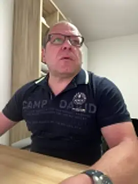 coupleLatinaLovers online show from 04-13-26, 05:00