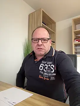 coupleLatinaLovers online show from 01-17-25, 11:06