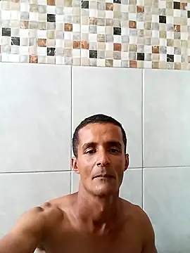 Snapshot of morenogato100 chatting on 10-12-25, 05:03 morenogato100 online show from 10-12-25, 05:03