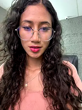 KaitlynLoveCam online show from 11-05-25, 09:40