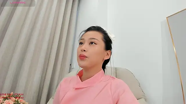Snapshot of yumisunn chatting on 03-18-25, 04:51 yumisunn online show from 03-18-25, 04:51