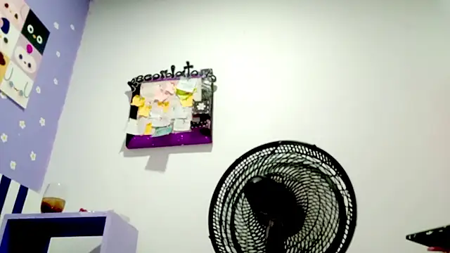 PetiteIvoryQueen19 online show from 03-26-26, 03:38