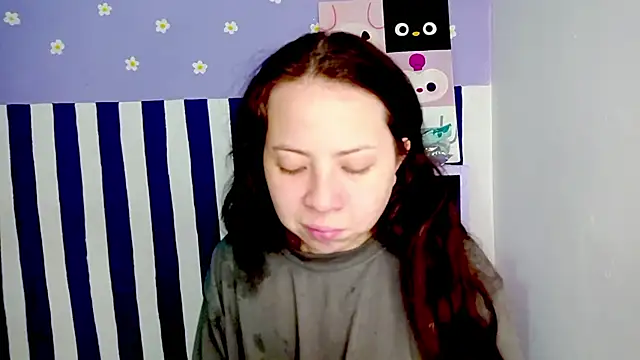 Snapshot of PetiteIvoryQueen19 chatting on 04-24-26, 04:47 PetiteIvoryQueen19 online show from 04-24-26, 04:47