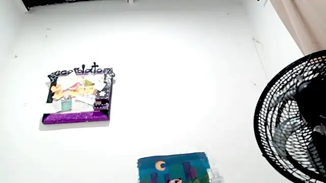 PetiteIvoryQueen19 online show from 11-30-25, 05:19