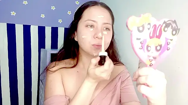 PetiteIvoryQueen19 online show from 04-04-26, 01:34