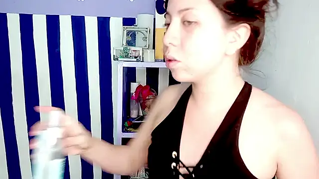 PetiteIvoryQueen19 online show from 04-19-26, 07:09