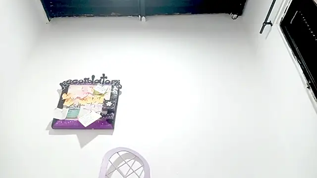 PetiteIvoryQueen19 online show from 01-08-26, 03:45