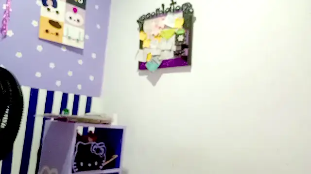 PetiteIvoryQueen19 online show from 07-24-26, 03:35