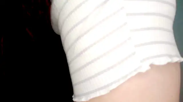 PetiteIvoryQueen19 online show from 06-25-26, 04:54