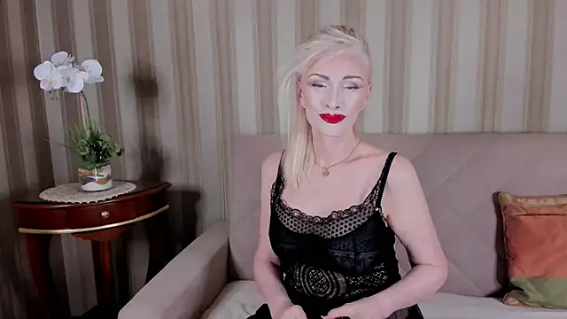 Rita Farel online show from 12-20-25, 08:44