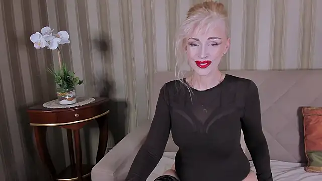 Rita Farel online show from 03-11-26, 09:31