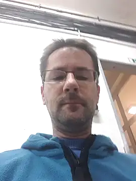 riskybusiness9090 online show from 11-13-25, 05:55