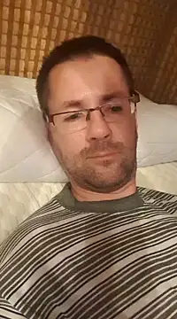 riskybusiness9090 online show from 12-14-24, 08:40