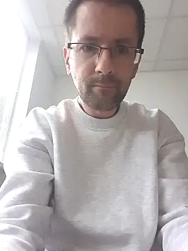 riskybusiness9090 online show from 03-28-26, 03:02