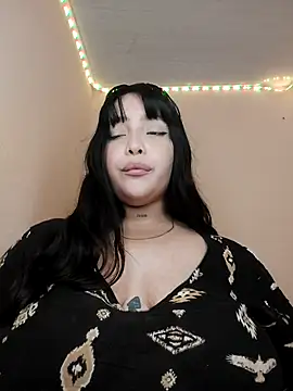 jacksyangeel2 online show from 04-12-26, 07:44