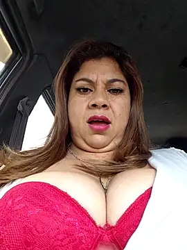 Laura-Hernandez online show from 02-15-26, 03:00