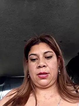 Laura-Hernandez online show from 02-25-26, 07:36